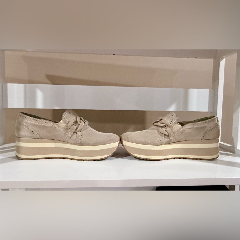 Dolce Vita Jhenee Platform Slip-On